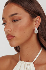 Rainy Teardrop Earrings Pearl